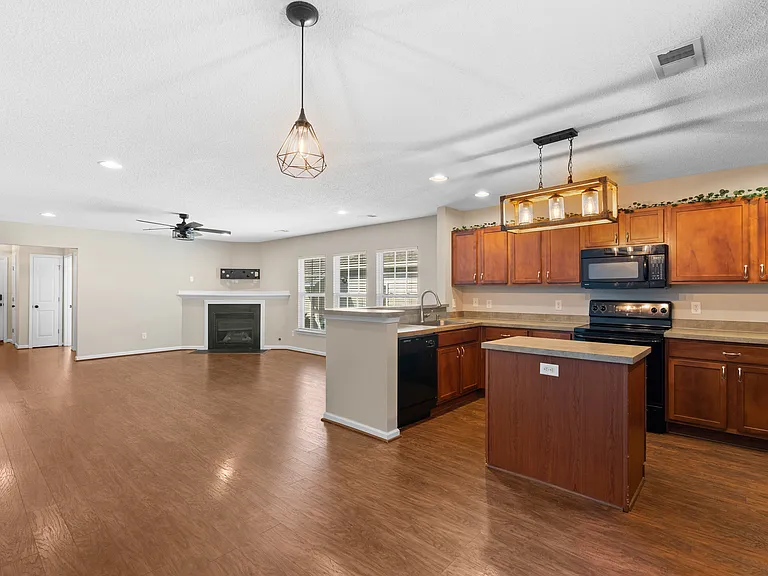228 Rindle Dr — Photo 11