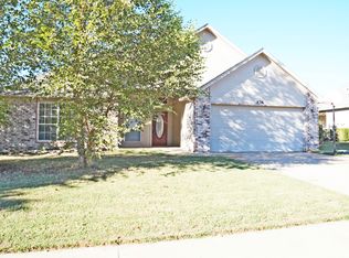 8316 E Madison Ave, Broken Arrow, OK 74014