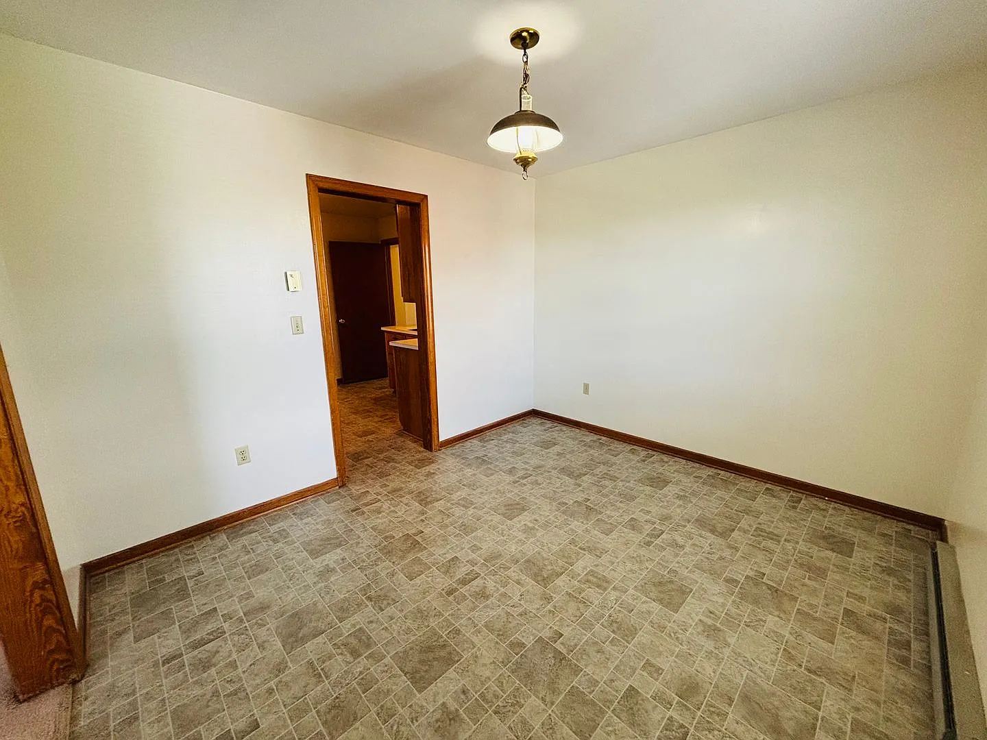 2 Bedroom, 2 Bath Townhouse — Photo 4