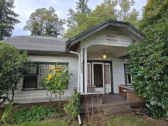 2nd image of 5623 88th Street NE