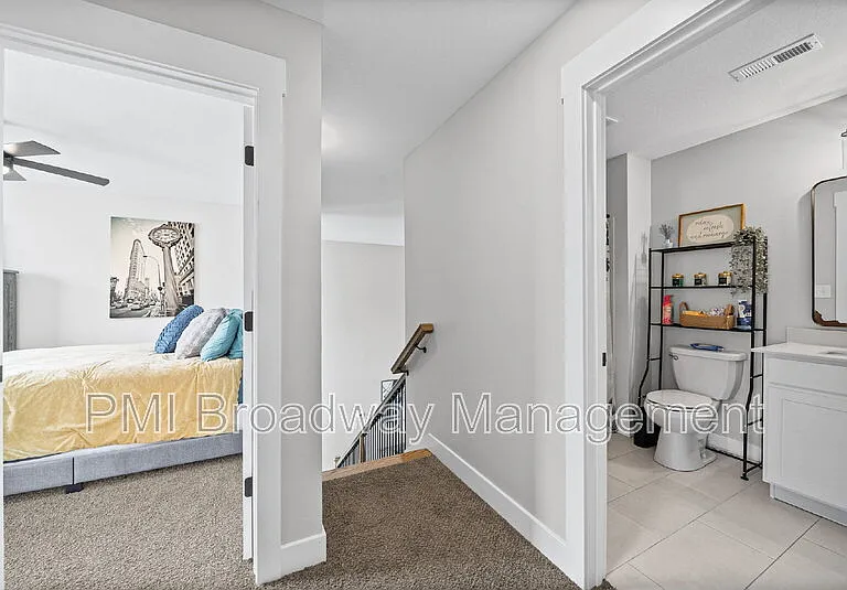 181 Sherlock Dr — Photo 7