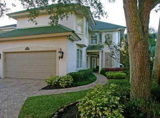 88 Nicole Ln, Atlantic Beach, FL 32233