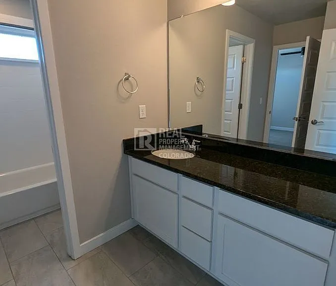 2378 S Troy Ct — Photo 15