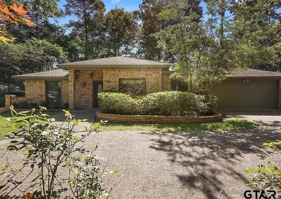 1st image of 641 Hideaway Ln E