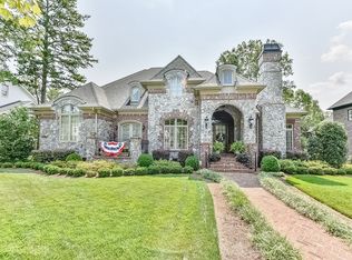 744 Hudson Pl, Davidson, NC 28036
