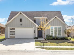 721 Breckenridge Park Dr, Alvarado, TX 76009