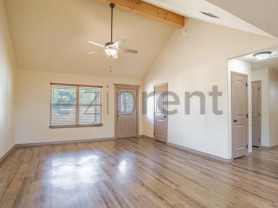 2926 Centaurus Way
