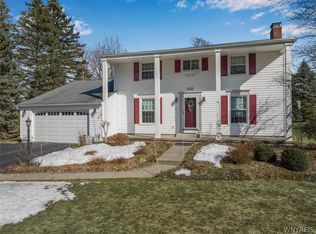 5315 Shadyside Dr, Clarence, NY