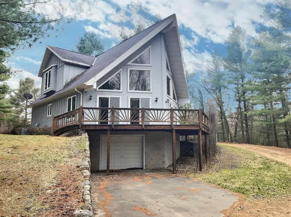 N6841 Devils Lake Rd, Crivitz, WI 54114