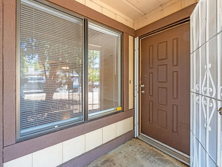 4830 Suncrest Way — Photo 5