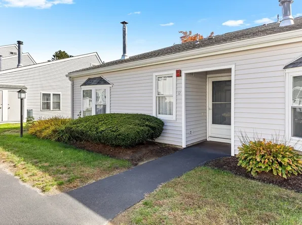 12 Mary Dyer Ln, North Easton, MA 02356