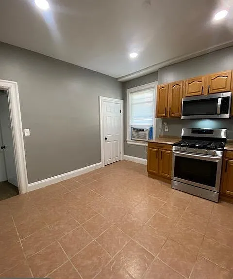 3411 Fairview Ave — Photo 8