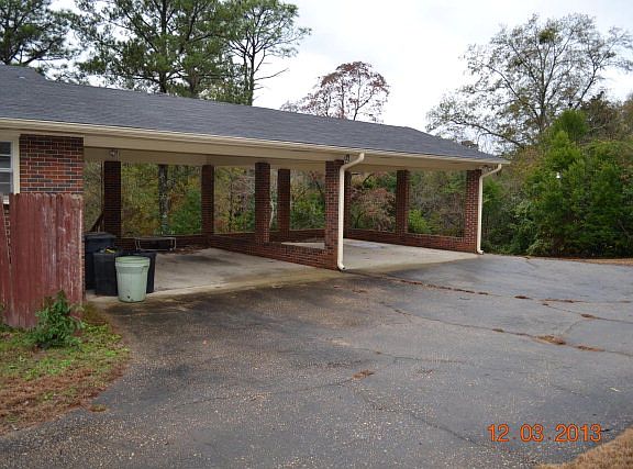 3rd image of 2009 38th Ct