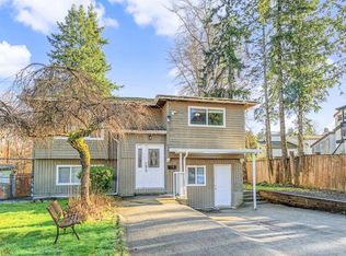 8076 139a St, Surrey, BC V3W 8P6
