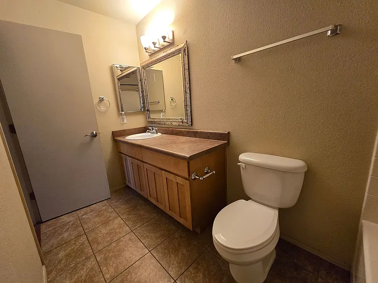 1385 W University Ave #4-125 — Photo 34