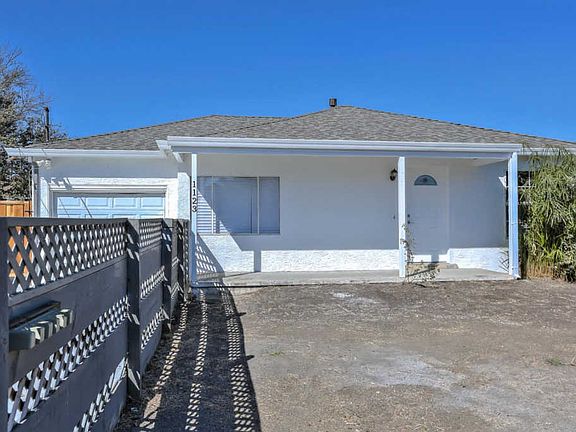 4th image of 1123 Camellia Dr