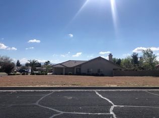 17797 Canyon Meadow Rd, Victorville, CA 92395
