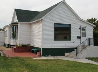 425 S Monroe St, Winner, SD 57580