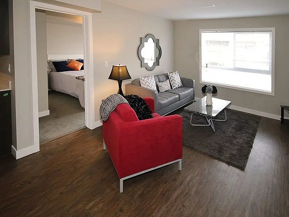 3rd image of 221 A Lake St #1453215