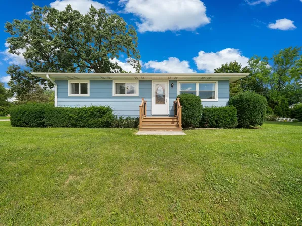 2045 Gabriel Ave, Zion, IL 60099