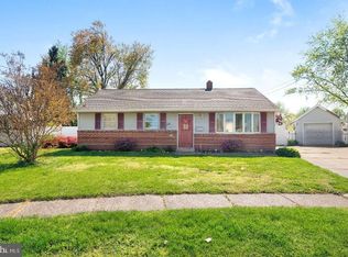 446 Flanders Rd, Bellmawr, NJ 08031