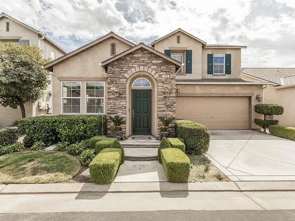 638 W Madrid Ln, Clovis, CA 93619