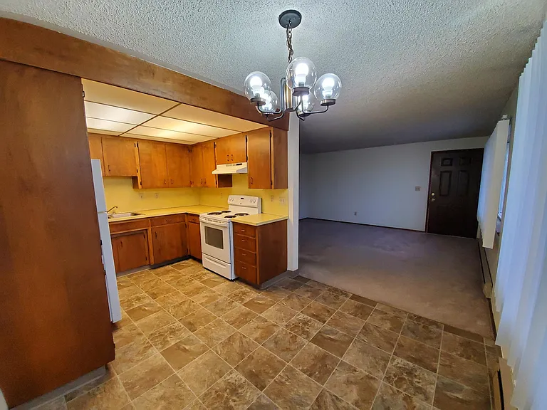 1510 Loraine St — Photo 15