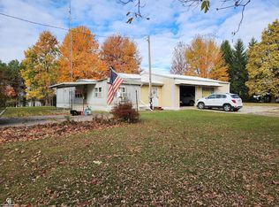 8009 Arendt Rd, Yale, MI 48097