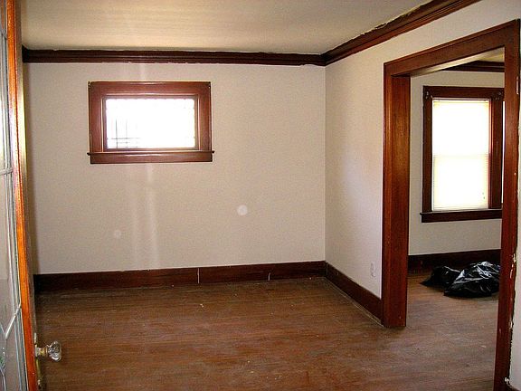 Tons of Gumwood Trim