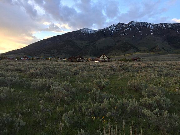 4th image of 3685 Highway 87