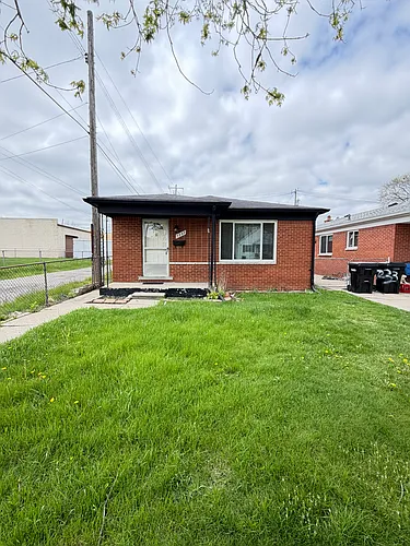 7227 Bramell Photo 1