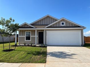 10929 SW 22nd St, Yukon, OK 73099