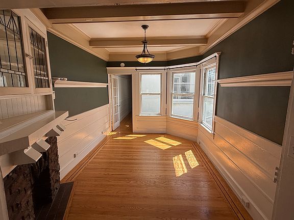 5th image of 625-629 Oak St #627