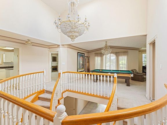 4th image of 4101 Gordon Head Rd