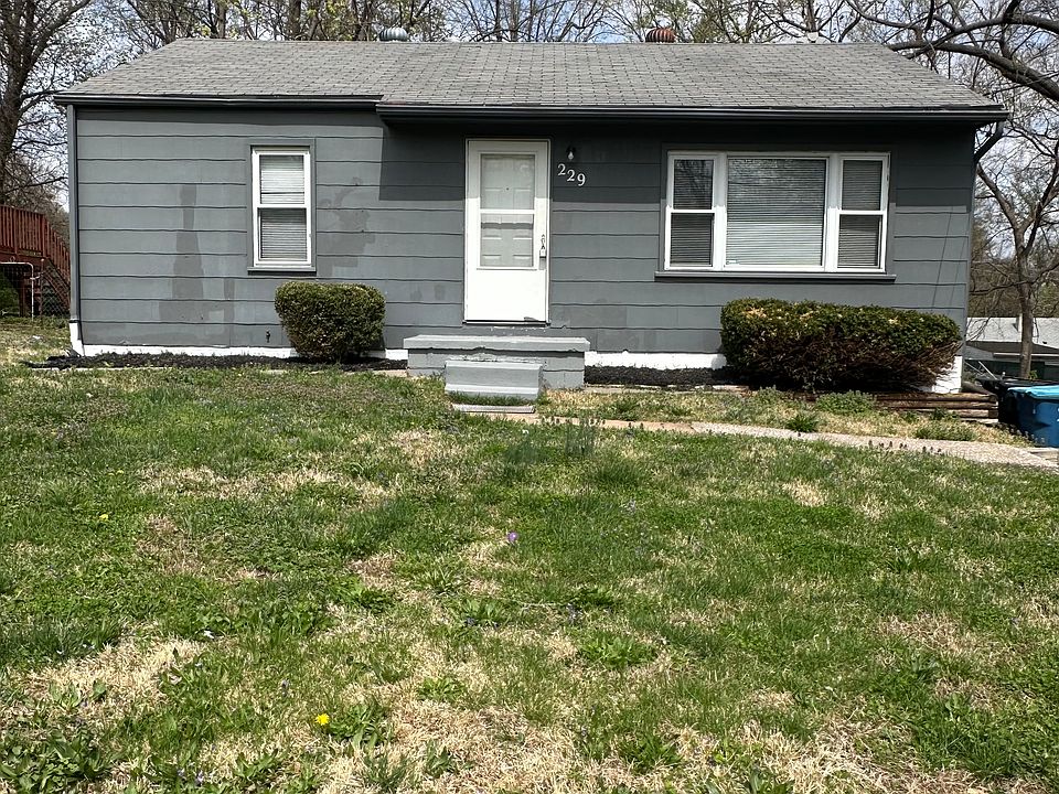1st image of 229 Connolly Dr