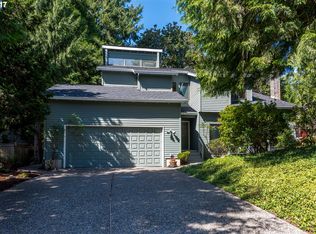 10421 SW 14th Dr, Portland, OR 97219