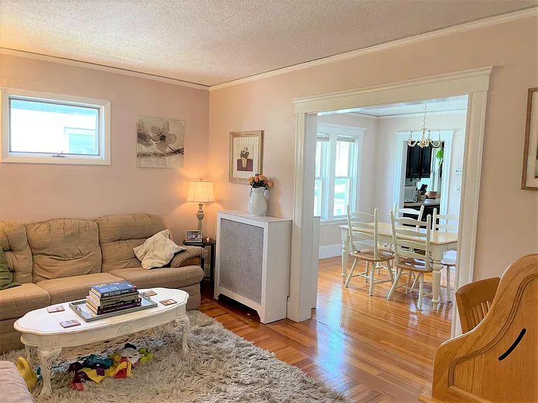 16 Hamilton St #2 — Photo 7