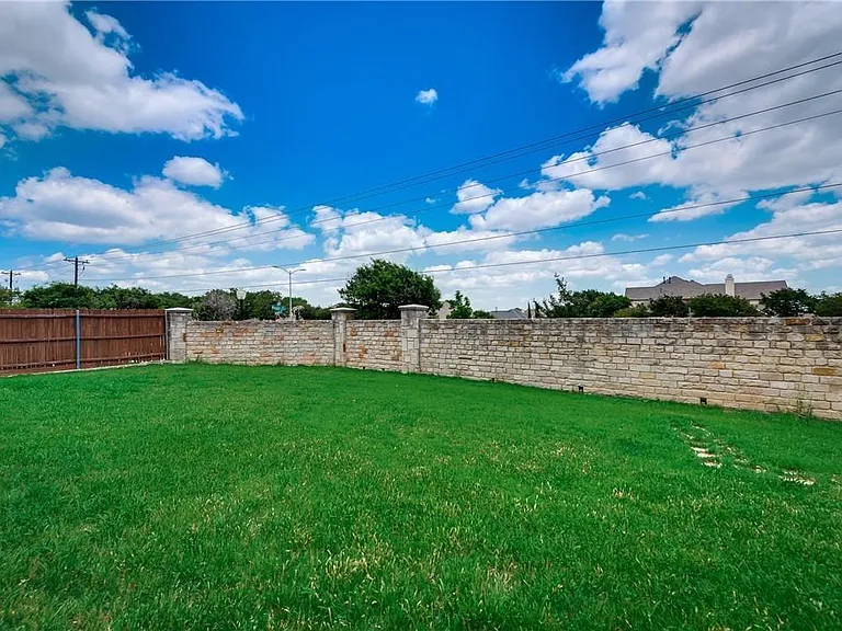 9428 Patagonia Ln — Photo 25