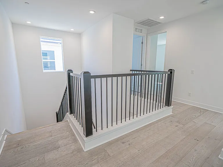 28519 Moyer Ln — Photo 12