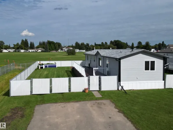 41 44th Ave #5220, Calmar, AB T0C 0V0