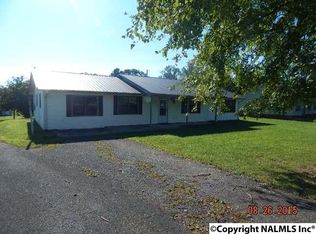 583 White Oak Rd, Albertville, AL 35950