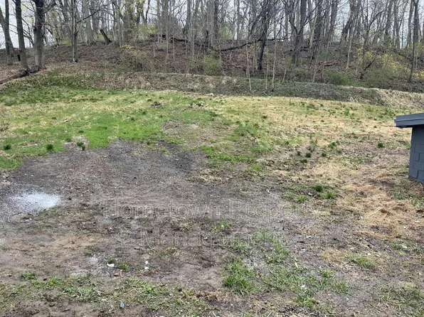 252 River Rd #A, Dalmatia, PA 17017