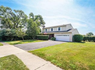 107 Mercury Ct, Monroe, NY 10950
