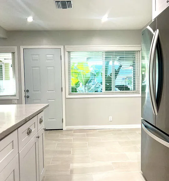624 N Toluca Park Dr #E — Photo 14