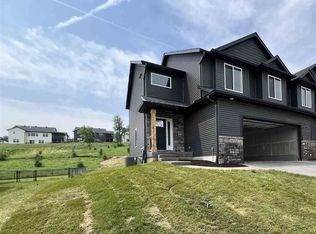 1303 Legend Dr, Tiffin, IA 52340