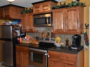 608 E 8th St, Alice, TX 78332