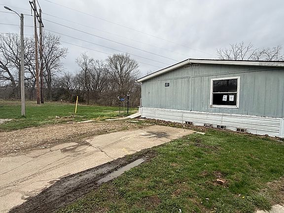 4th image of 2569 Park Cir #2569