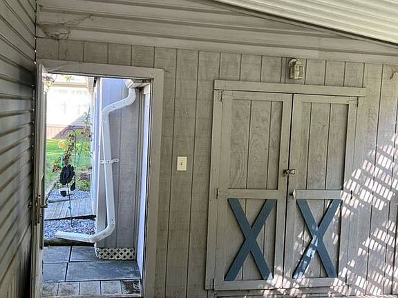 4th image of 280 Ashwood Dr