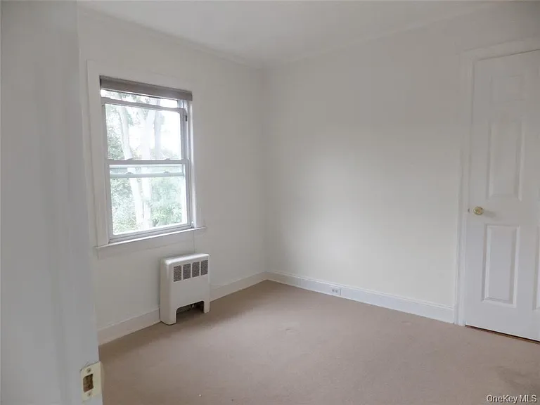 107 Kensington Rd #5 — Photo 11