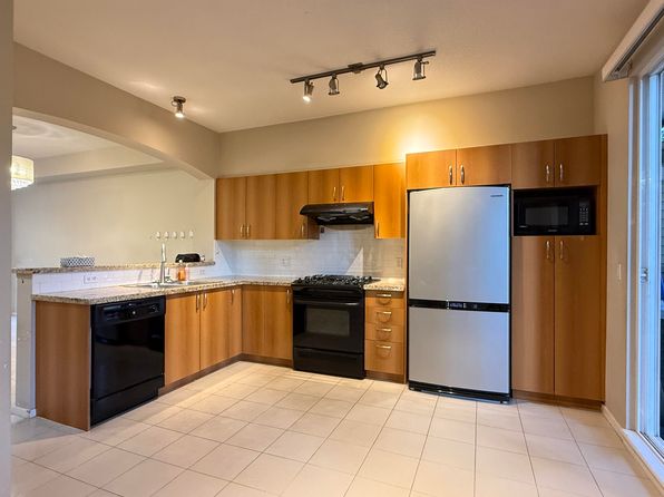 3 bedroom rental in Burnaby — photo 6